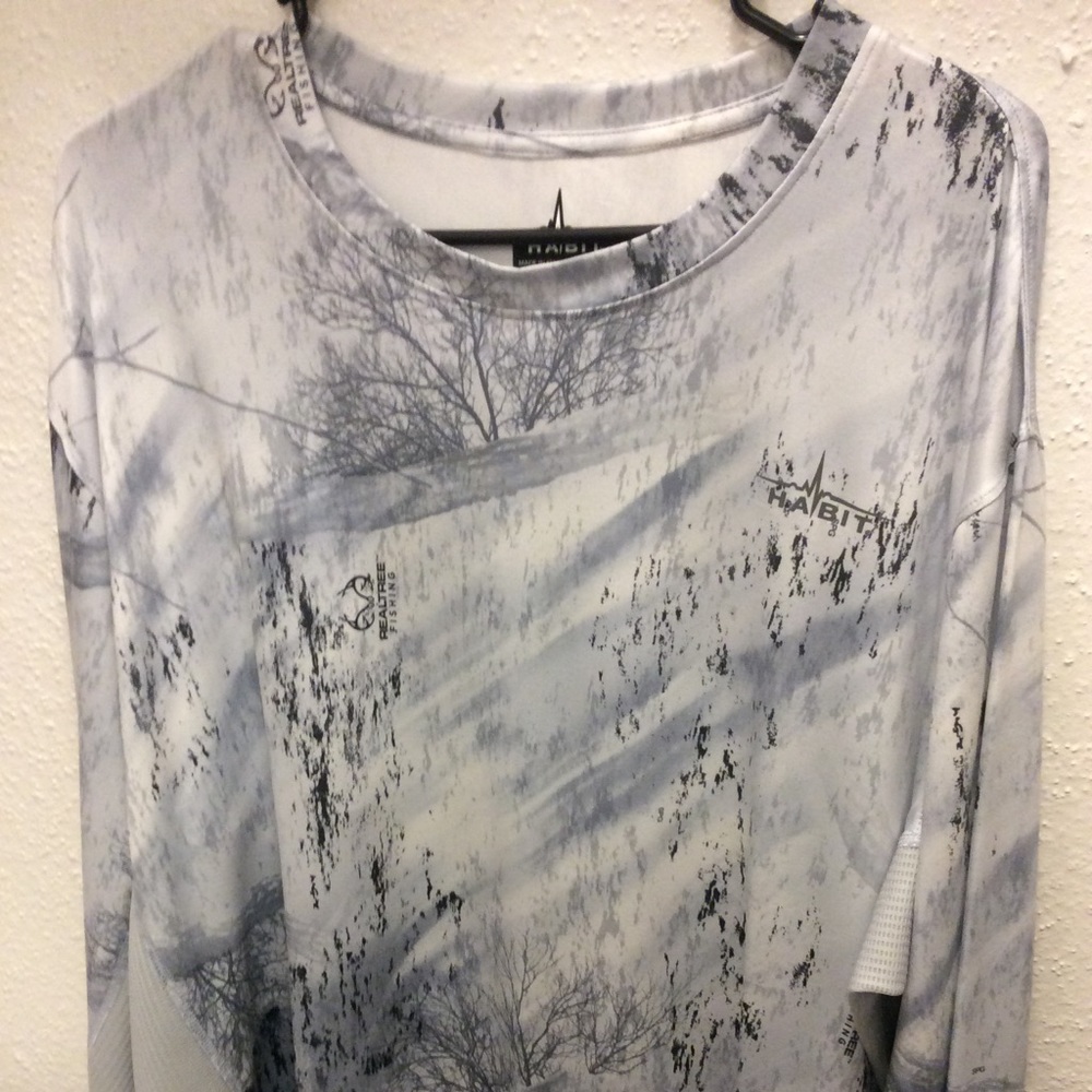 Realtree Fishing Habit Long Sleeve Shirt